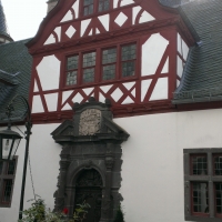 2013-09-28-12-48-47